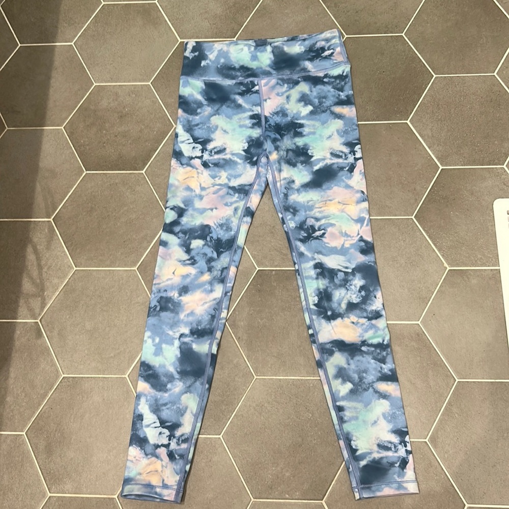 girls athleta leggings!